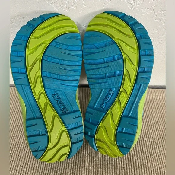 Teva - Picture 5 of 5